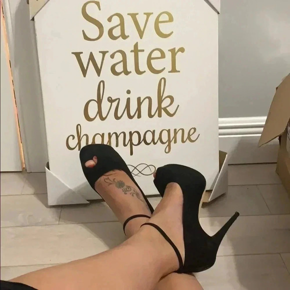 Giuseppe Zanotti Shoes - 𝅺giuseppe Zanotti Black Suede Peep-Toe Pumps